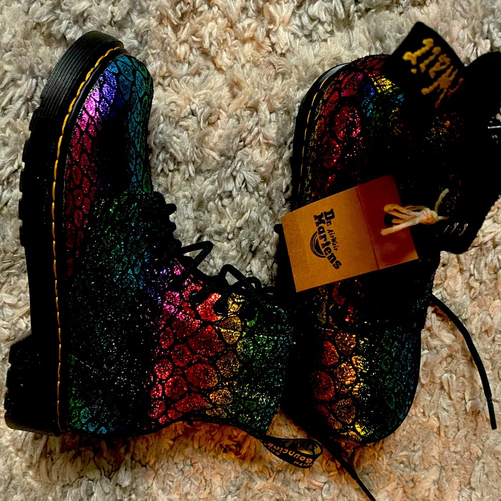 Doc Martens, size 2, Rainbow, big girls